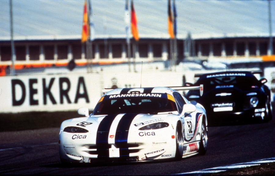  Dodge Viper GTS-R 1998 года  (фото 23 из 35)